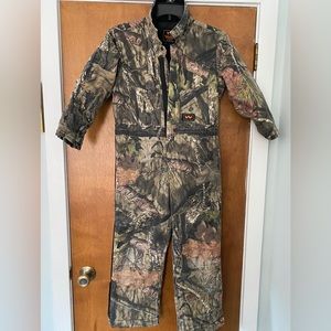 Walls Mossy Oak youth coveralls size medium 10/12.